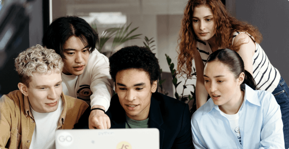 Thiết kế website, Flipbook & Ứng dụng web – EZ Fast Tech - Dịch vụ Thiết Kế Website - Thiết kế website tin tức